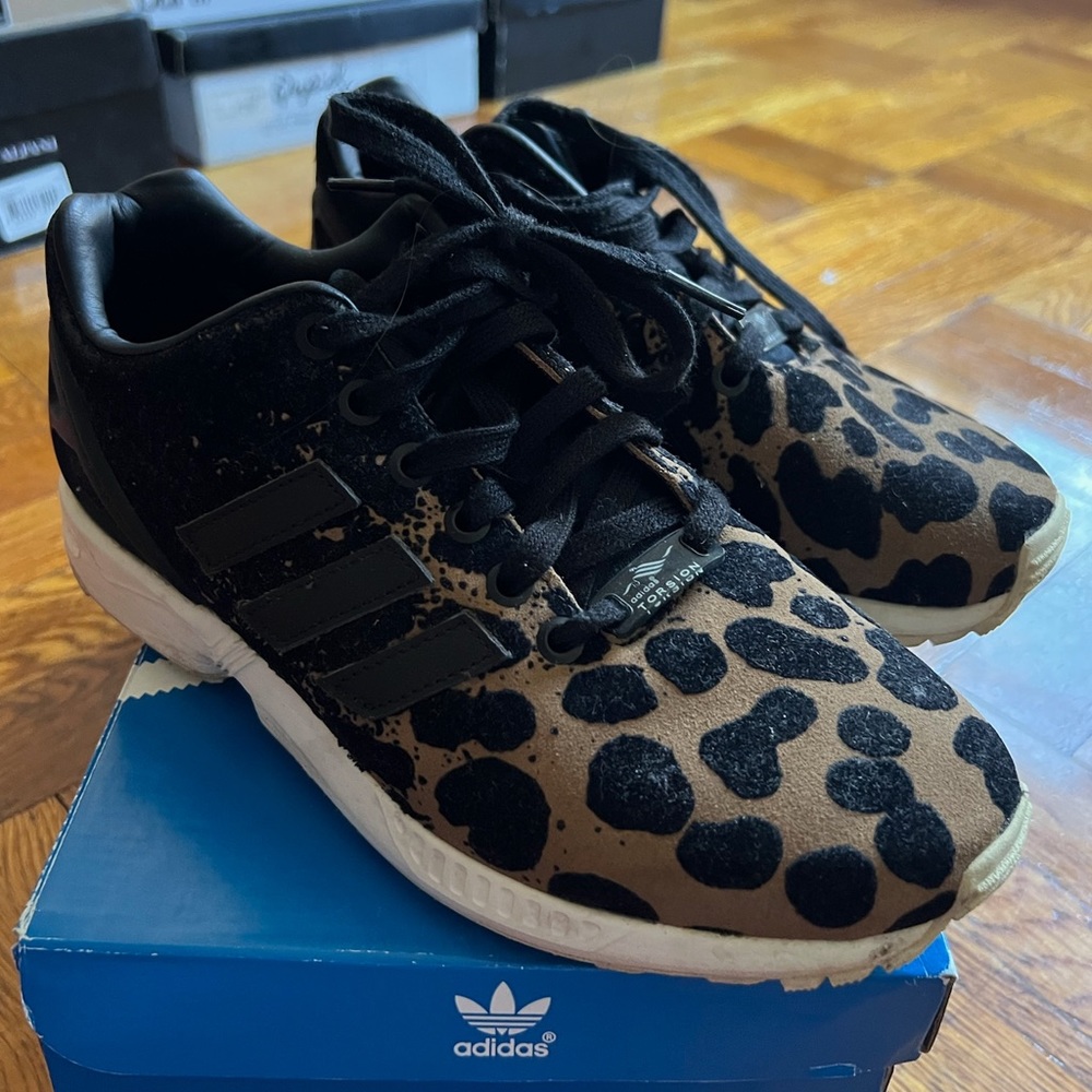 Leopard & black Adidas ZX flux